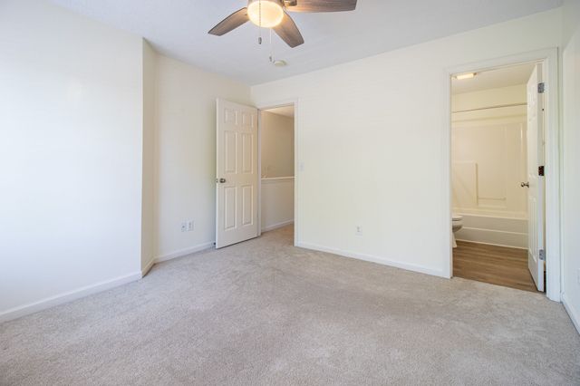 622 Flintlock Ct, Nashville, TN 37217