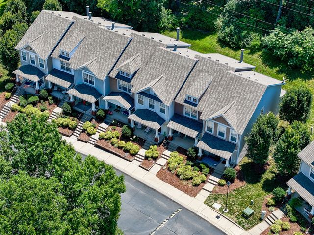 622 Flintlock Ct, Nashville, TN 37217
