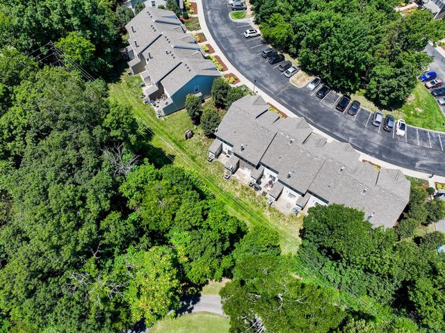 622 Flintlock Ct, Nashville, TN 37217