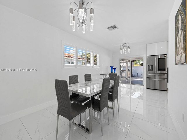 6951 S Miami Lakeway S 0, Miami Lakes, FL 33014