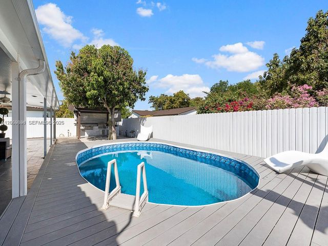 6951 S Miami Lakeway S 0, Miami Lakes, FL 33014