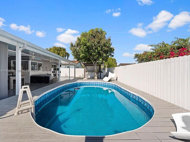 6951 S Miami Lakeway S 0, Miami Lakes, FL 33014