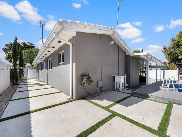 6951 S Miami Lakeway S 0, Miami Lakes, FL 33014