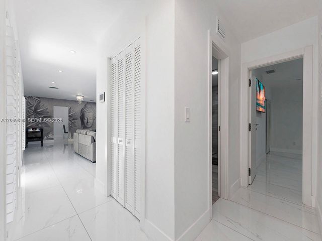 6951 S Miami Lakeway S 0, Miami Lakes, FL 33014