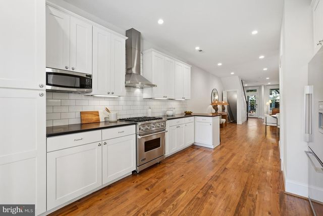 117 3RD ST NE, Washington, DC 20002