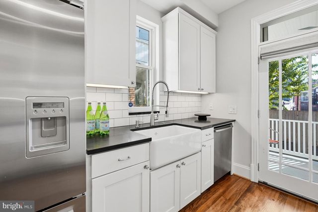 117 3RD ST NE, Washington, DC 20002