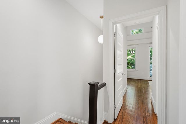 117 3RD ST NE, Washington, DC 20002