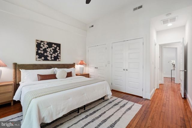 117 3RD ST NE, Washington, DC 20002