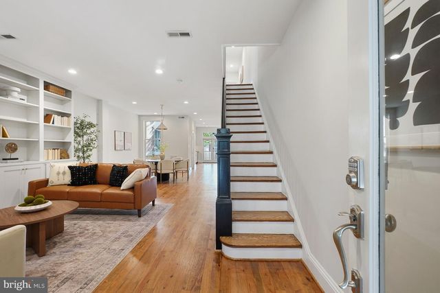 117 3RD ST NE, Washington, DC 20002