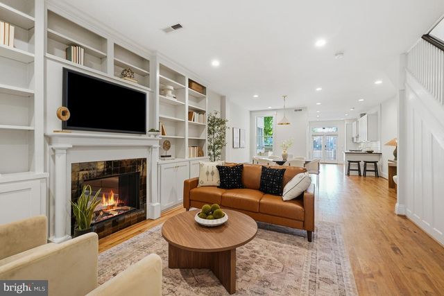117 3RD ST NE, Washington, DC 20002