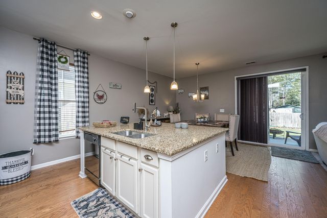 195 Hickory Ridge Way, Summerville, SC 29483