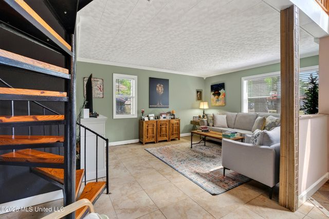 121 Edwards Drive, Pass Christian, MS 39571