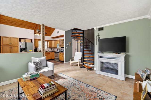 121 Edwards Drive, Pass Christian, MS 39571