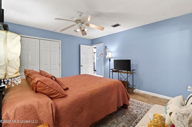 121 Edwards Drive, Pass Christian, MS 39571