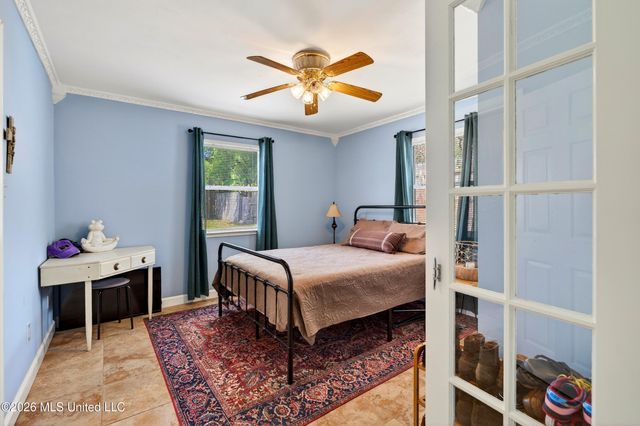 121 Edwards Drive, Pass Christian, MS 39571