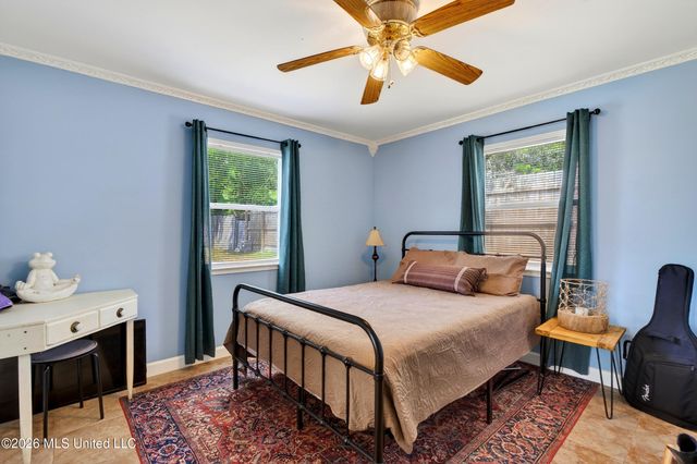 121 Edwards Drive, Pass Christian, MS 39571