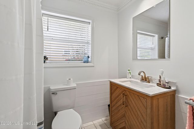 121 Edwards Drive, Pass Christian, MS 39571