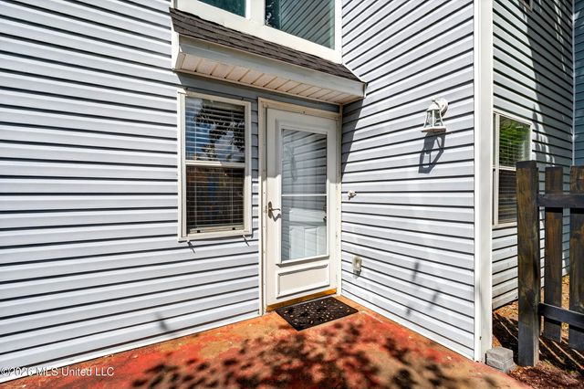 121 Edwards Drive, Pass Christian, MS 39571