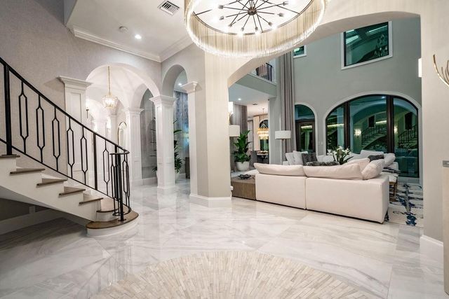 2457 NE 26th Street, Lighthouse Point, FL 33064