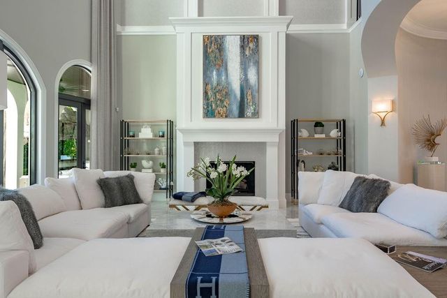 2457 NE 26th Street, Lighthouse Point, FL 33064