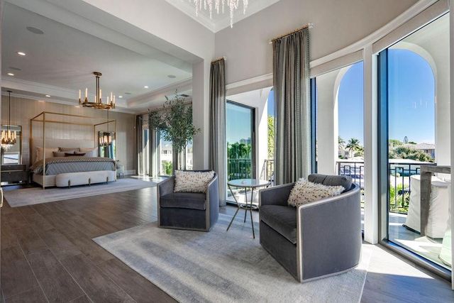 2457 NE 26th Street, Lighthouse Point, FL 33064