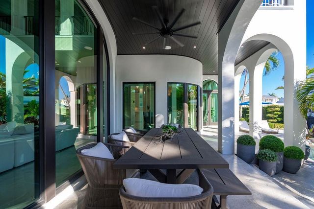 2457 NE 26th Street, Lighthouse Point, FL 33064