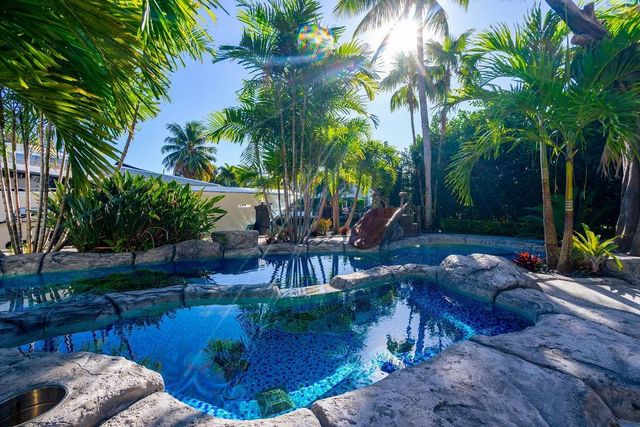 2457 NE 26th Street, Lighthouse Point, FL 33064