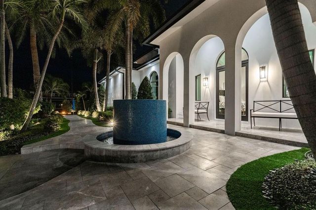 2457 NE 26th Street, Lighthouse Point, FL 33064