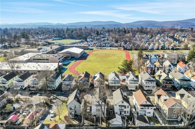 33 Manitou Avenue, Poughkeepsie, NY 12601