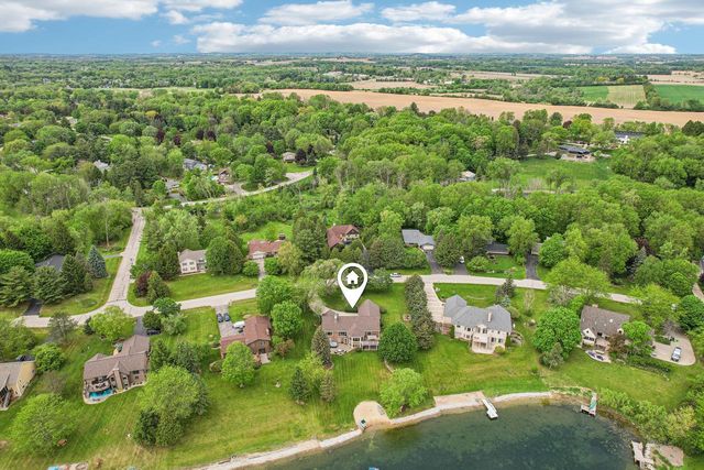 N61W37631 Parkview DRIVE, Oconomowoc, WI 53066