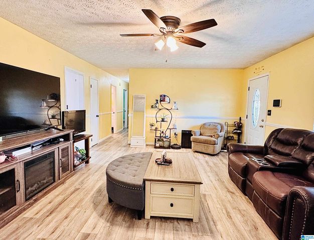 2413 MCNABB ROAD, Oxford, AL 36203
