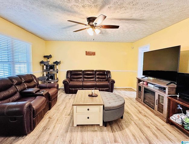 2413 MCNABB ROAD, Oxford, AL 36203