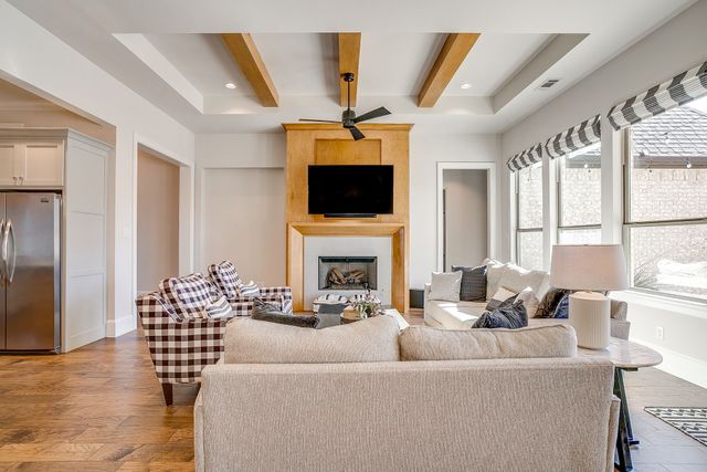 8708 Whitestone Road, North Richland Hills, TX 76182