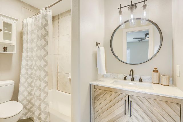 1101 Grove BLVD 306, Austin, TX 78741