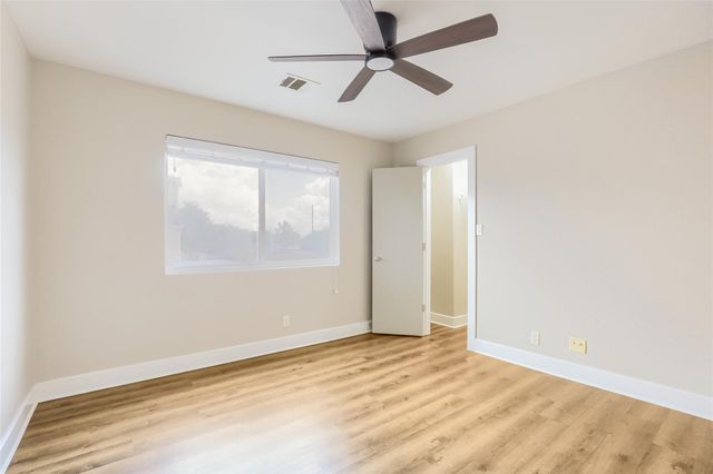 1101 Grove BLVD 306, Austin, TX 78741