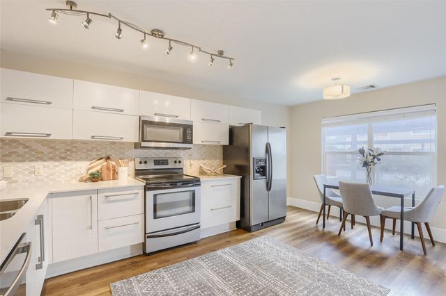 1101 Grove BLVD 306, Austin, TX 78741