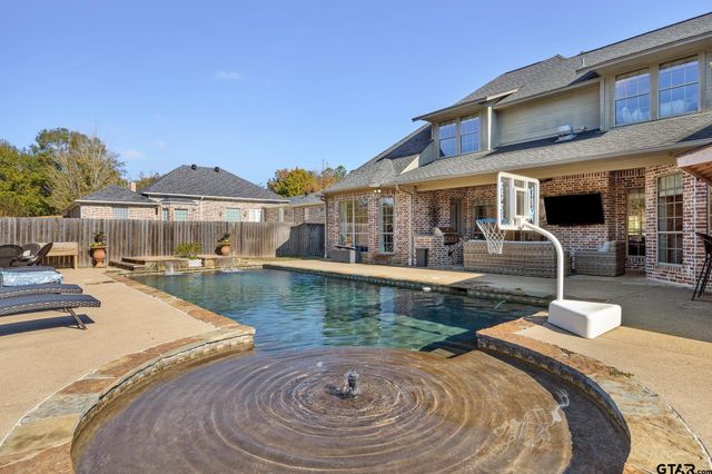 7107 Butterfly Creek, Tyler, TX 75703