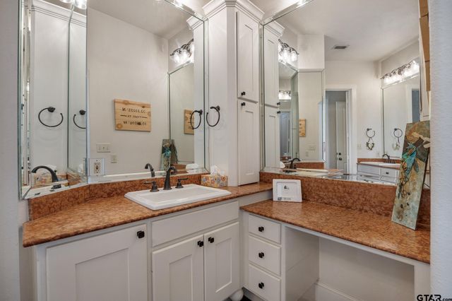 7107 Butterfly Creek, Tyler, TX 75703