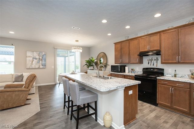 701 Cedar Crest Drive, Elyria, OH 44035