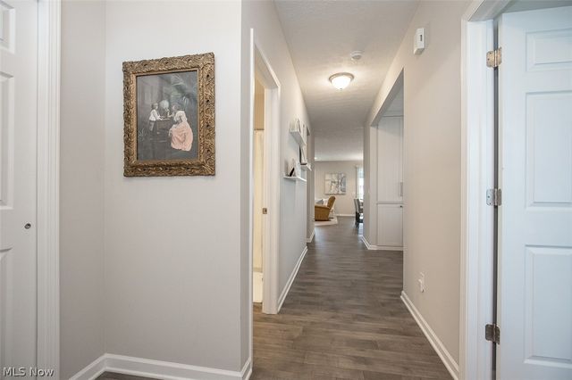 701 Cedar Crest Drive, Elyria, OH 44035