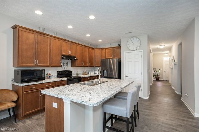 701 Cedar Crest Drive, Elyria, OH 44035