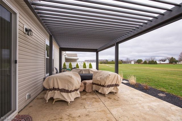 701 Cedar Crest Drive, Elyria, OH 44035