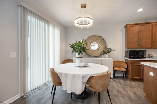 701 Cedar Crest Drive, Elyria, OH 44035