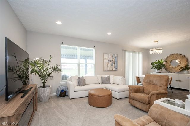 701 Cedar Crest Drive, Elyria, OH 44035