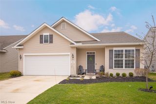 701 Cedar Crest Drive, Elyria, OH 44035