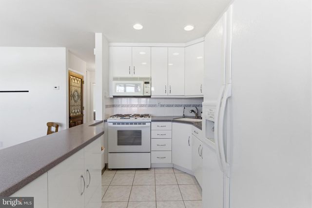 3854 FAIRDALE RD, Philadelphia, PA 19154