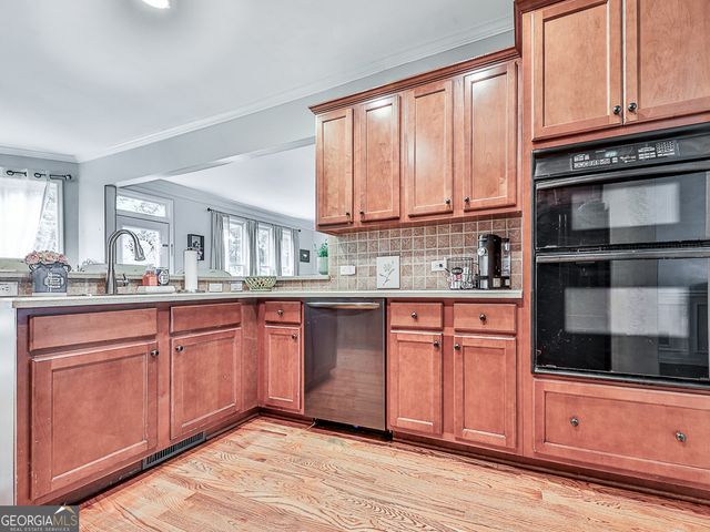 107 Laurel Street, Canton, GA 30114