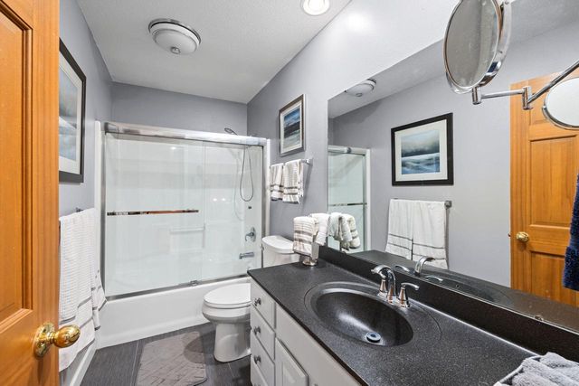 1021 Johnson STREET, Onalaska, WI 54650