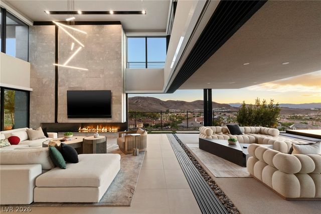 805 Dragons Eye Drive, Henderson, NV 89012