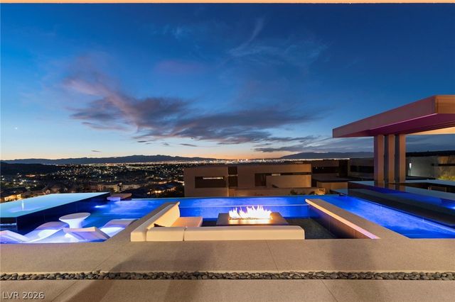 805 Dragons Eye Drive, Henderson, NV 89012